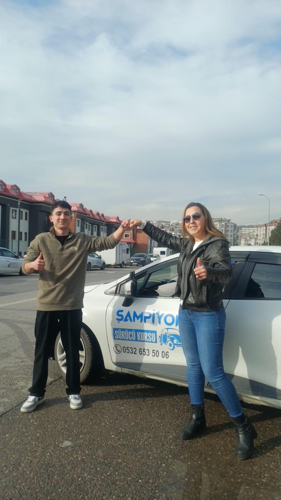B Sınıfı Direksiyon Eğitimi Pendik