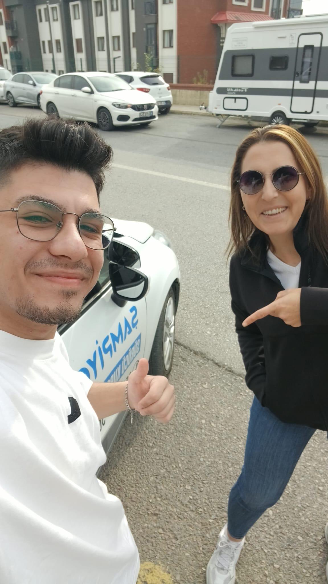B Sınıfı Otomatik Otomobil Ehliyeti Eğitimi